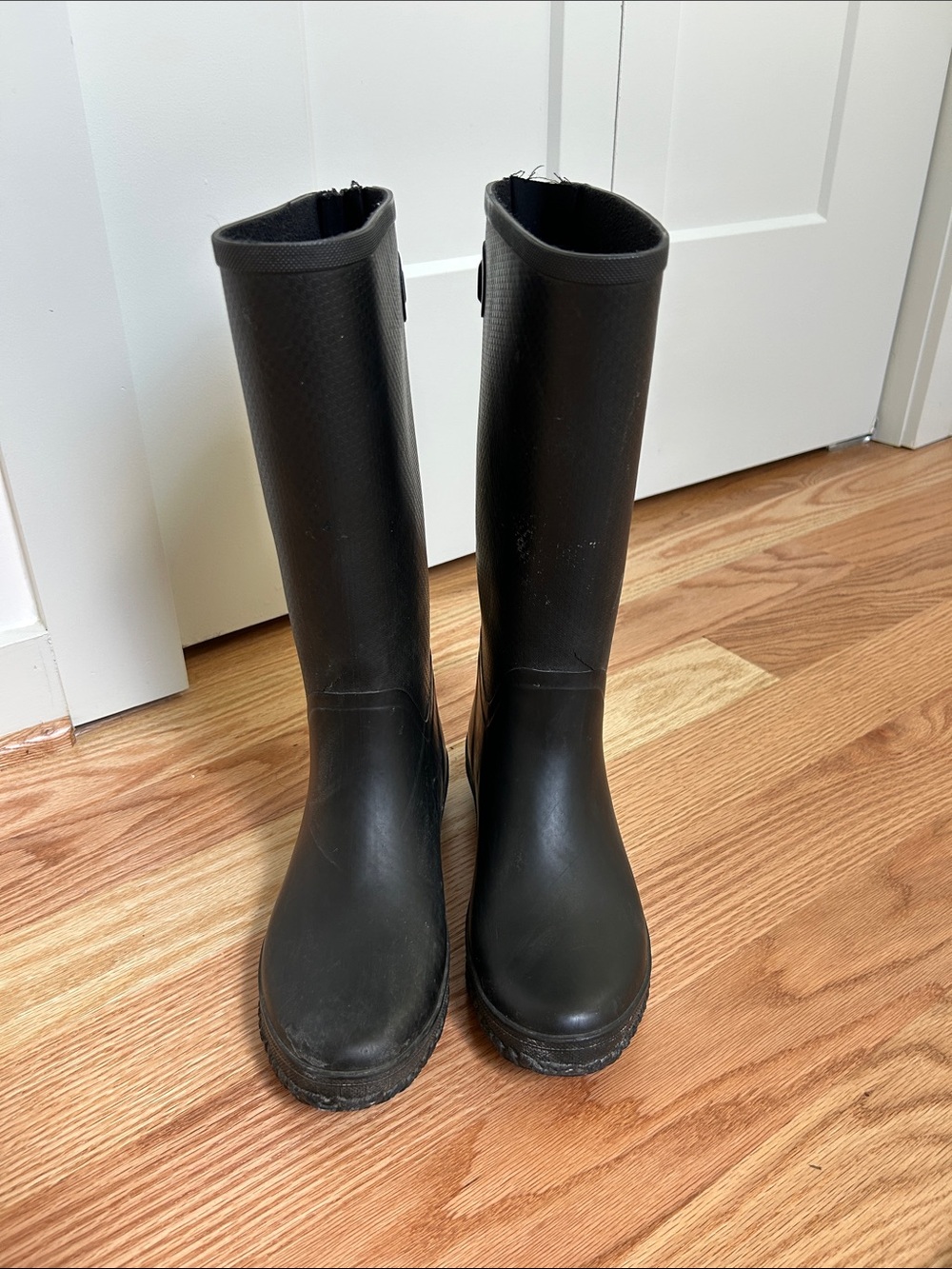 Tretorn Black Rain Boots size 40